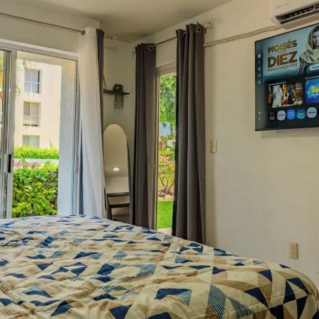 Acapulco Getaway Pool & Jacuzzi 2 BR