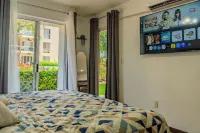 Acapulco Getaway Pool & Jacuzzi 2 BR - شقق