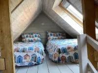 Cozy Cabin in Nature! A Great Base to Relax or Explore North Norfolk . - balcony