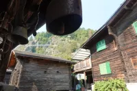 Historic Apartment in the old Village of Naters - Mountain view