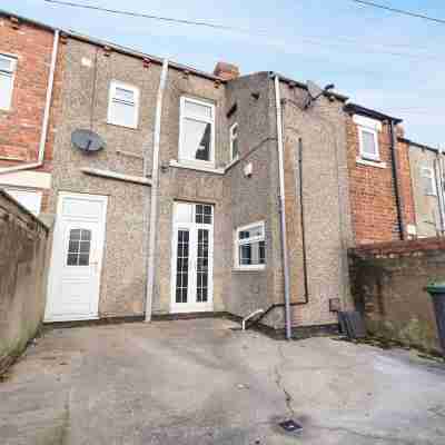 4BR Mitchell Street Apartment Sleeps 6 by Stay With Us Hotel Exterior