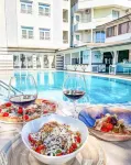 Hotel Majestic - Pools