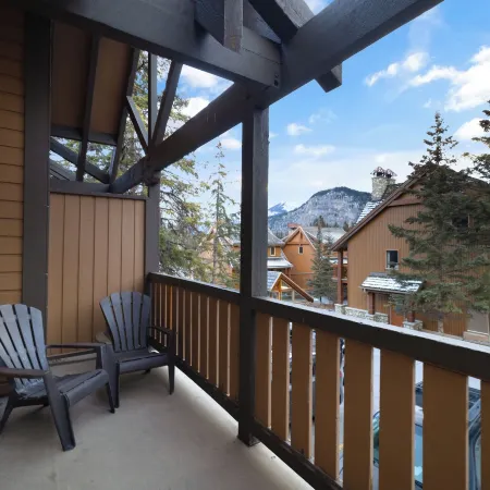 The Hidden Ridge Resort