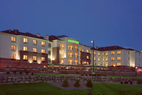 Courtyard Madison East - Jacuzzi