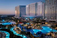 Gaylord Pacific Resort & Convention Center - Pools