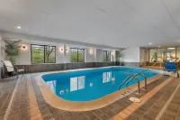 Spark by Hilton Winchester - 2 estrellas