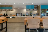 Home2 Suites by Hilton Kokomo - breakfast