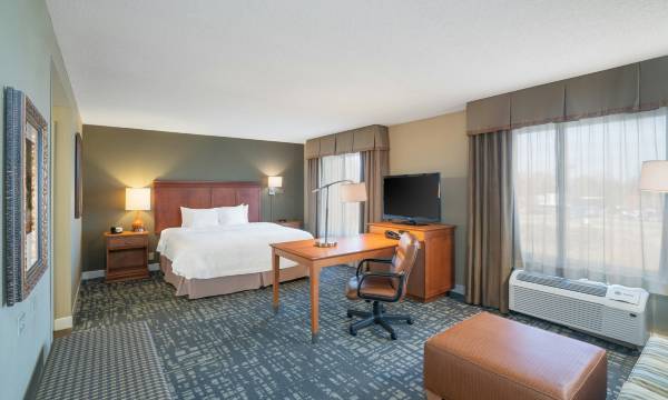 Hampton Inn & Suites Murfreesboro