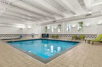 SpringHill Suites Fairbanks - Airport Shuttle
