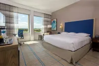Hilton Austin Airport - Airport Shuttle