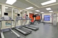 Hampton Inn & Suites by Hilton Red Deer - parking