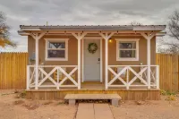 Yard, Deck, Grill! Desert Hideaway By Jemez Canyon - Apartments
