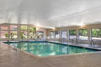 Country Inn & Suites by Radisson, Atlanta Galleria/Ballpark, GA - piscina