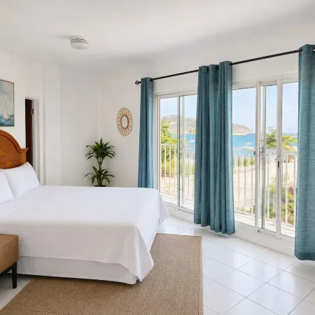 MIDTOWN MOTEL SXM