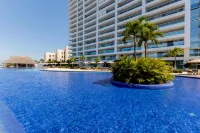 Marina Vallarta Garden House | Ocean & Pool Vibe - 홈스테이