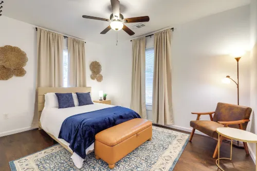 4BR Griffin Home Walk Downtown Large Driveway - 3-Star