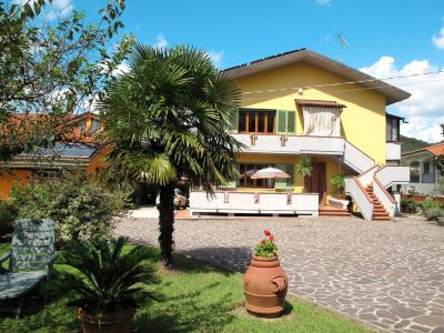 Hotel Exterior Renzo Photo