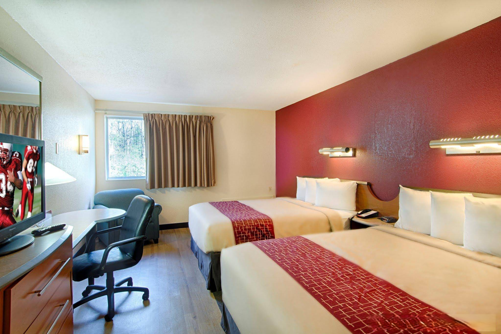 Red Roof Inn Plus+ South Deerfield - Amherst