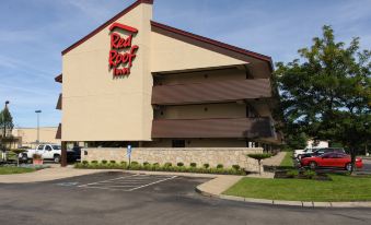 Red Roof Inn Akron