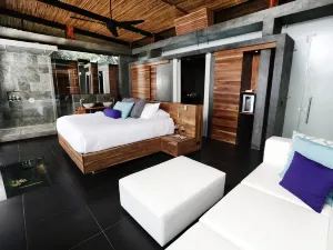 Kura Boutique Hotel Member of the Cayuga Collection