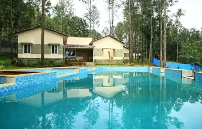 Bison Rise Resorts Hotels near Skandasramam Temple