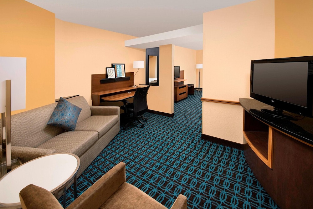 Fairfield Inn & Suites Houston Channelview