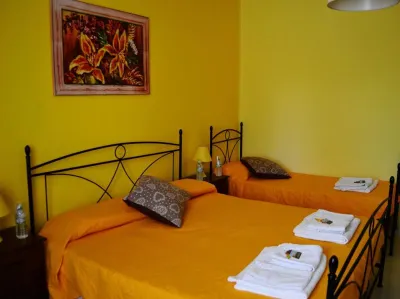 Yellow Room - B & b S. Elia