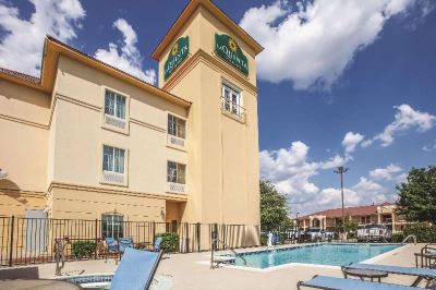 Outdoor Swimming Pool