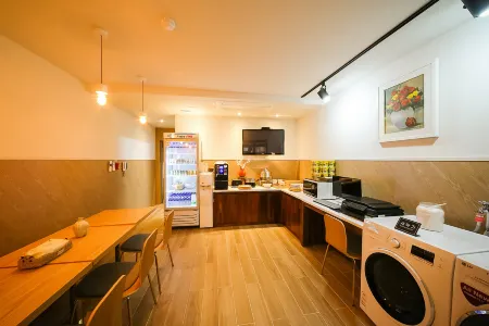 Gwangyang Lagom Design Hotel Отели в г. Кванъян