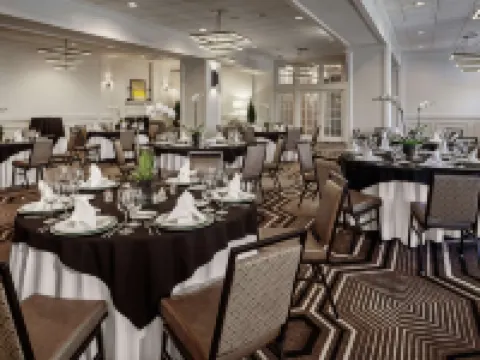 เดอะพาร์ทริดจ์ อินน์ ออกัสตา คิวริโอ คอลเลกชั่น บาย ฮิลตัน โรงแรมในออกัสตา