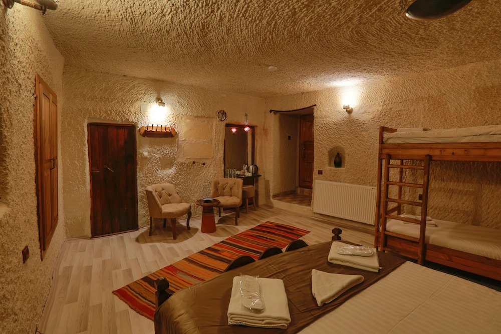 Mia Cappadocia Cave Hotel