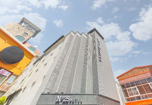 넘버25호텔 사천수석점