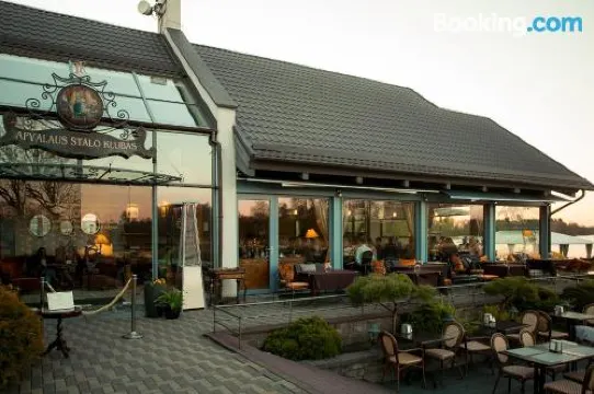 圓桌俱樂部酒店