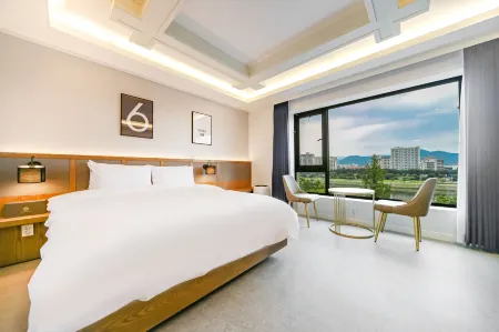 Dongchon Amusement Park Gallery Hotel
