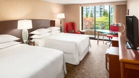 Sheraton Vancouver Airport Hotel Отели рядом с достопримечательностью «City Centre Community Centre»