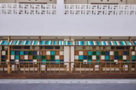 HOTEL十日三日 (トゥカ　ミーカ）