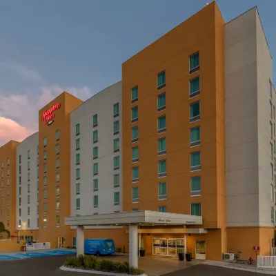 Hampton Inn by Hilton Queretaro Tecnologico Hotels near Cerrito Colorado Park