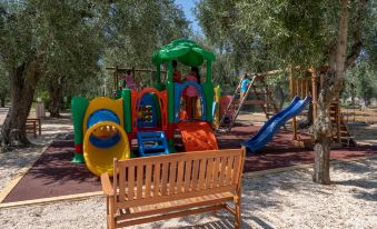 Ferienwohnung "ulivo" Mit Pool Und Privatstrand