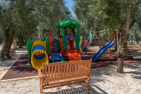 Casa Vacanza Ulivo con Piscina e Spiaggia privata autonoma