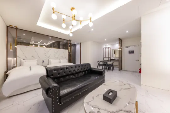 Yesan Deoksan Terrace Motel Hoteles en 