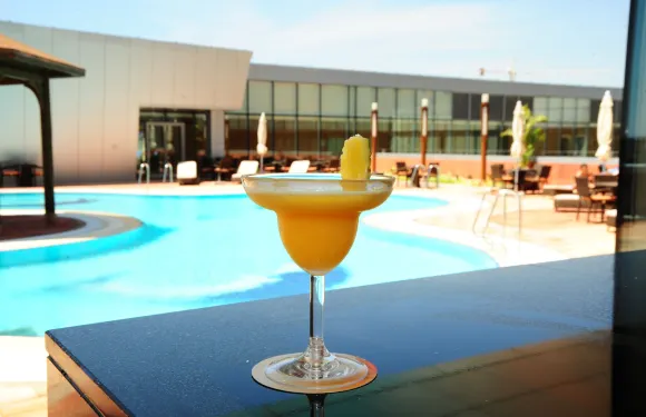 塔拉託納會議酒店