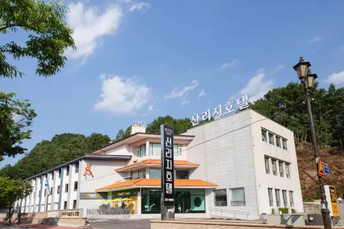 Sanriji Hotel Hotels in Namwon-si