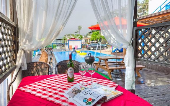 아틀란티스 외부 전경