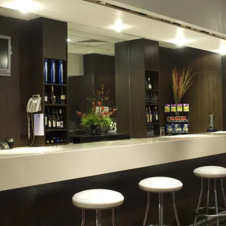 Holiday Inn MELBOURNE AIRPORT by IHG