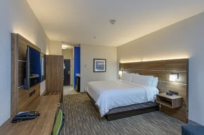 Holiday Inn Express & Suites Corpus Christi