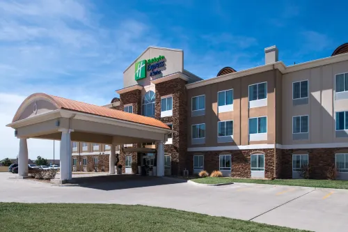 Holiday Inn Express & Suites WICHITA NORTHWEST MAIZE K-96 by IHG