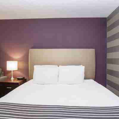 Sandman Hotel Penticton Rooms