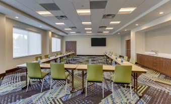 Holiday Inn Express Wilmington - Porters Neck