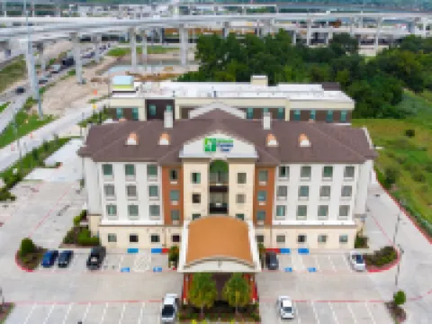 Holiday Inn Express & Suites HOUSTON SOUTH - PEARLAND by IHG Hotels in Pearland