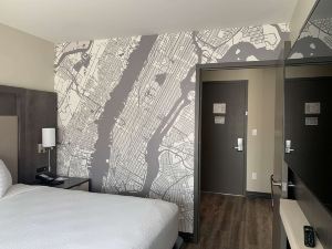 Best Western Plus Executive Residency Bronx